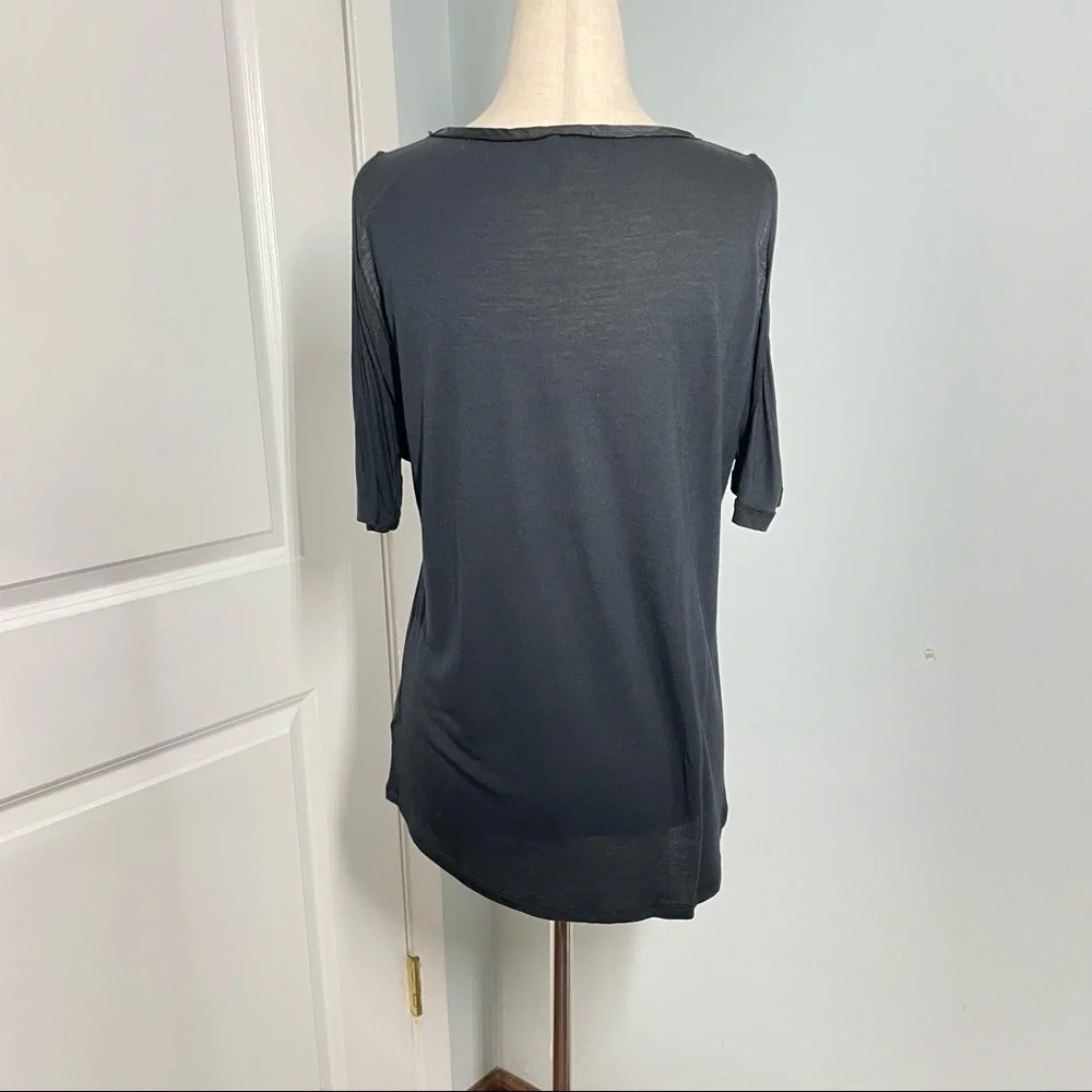 Paige Brielle Cold Shoulder T-Shirt size M - Picture 9 of 10
